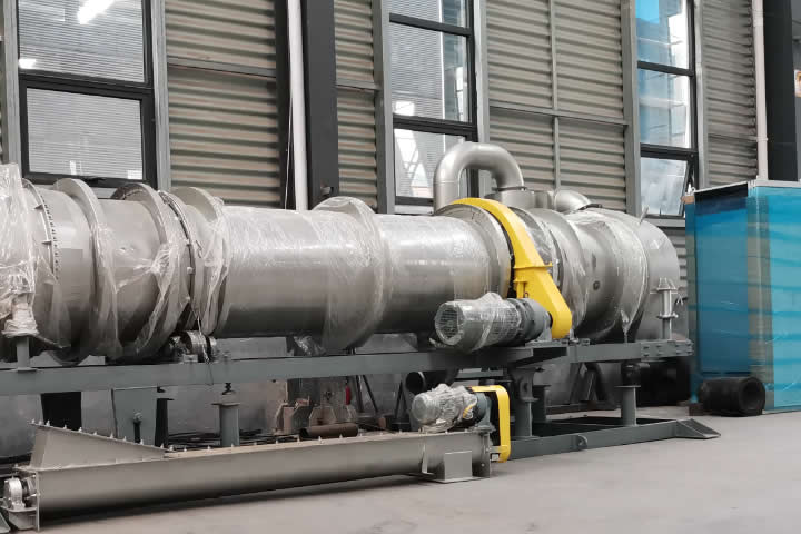 金屬污泥烘干機可以將金屬污泥再加工處理再利用，具有良好的社會經濟環境效益。